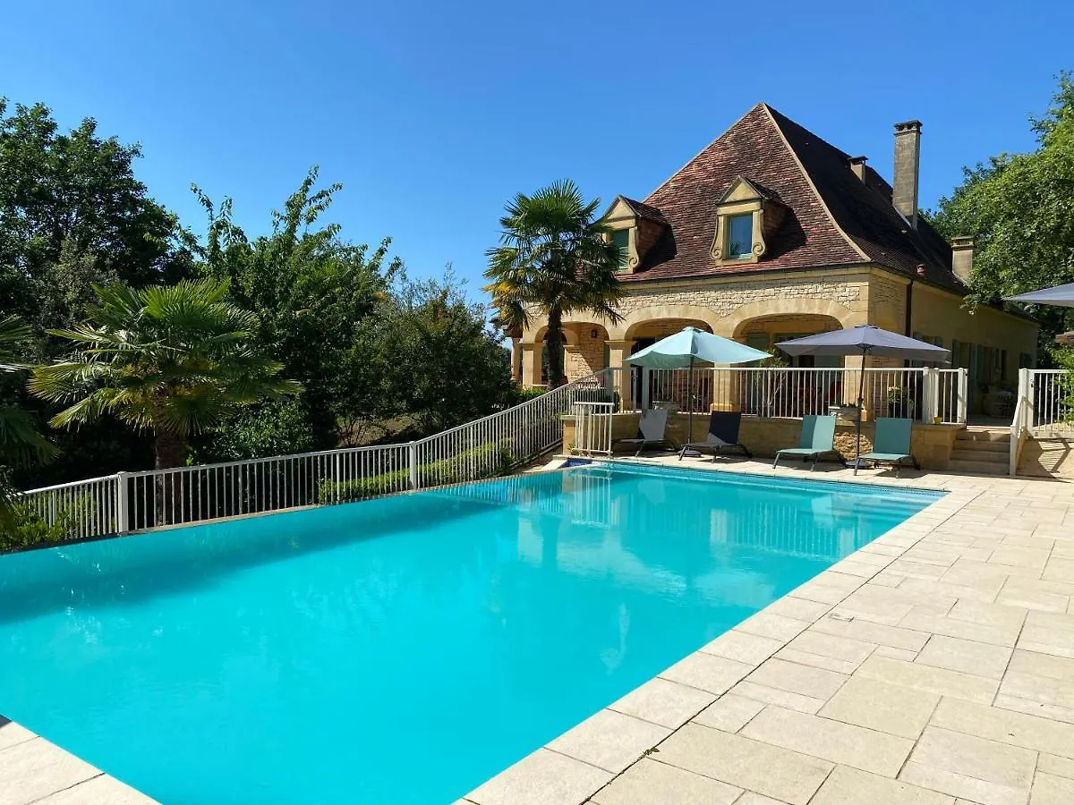 4 Hôtels Centraux près de Jacques Marcou à Sarlat